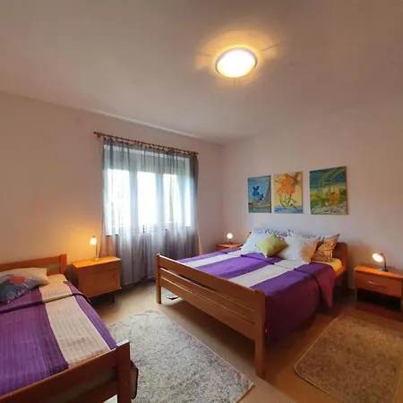Neda * Pakoštane